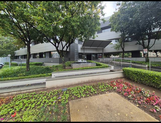299M² OFFICE TO LET IN RIVONIA